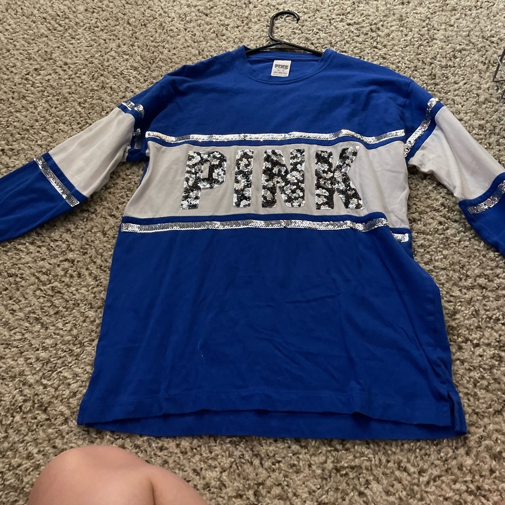 Blue/White sequence long sleeve shirt from Pink Size extra small